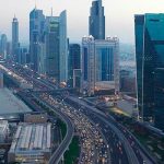 Можно ли самостоятельно зарегистрировать компанию в ОАЭ и открыть банковский счет в Эмиратах?